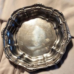 Metal dish